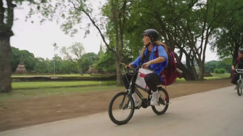 Chicas zase opouští Asia Express