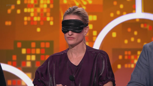 Jan Kraus jako prostovlasý VIP host - Inkognito