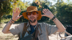 S1E3 - Behind the Scenes