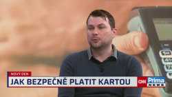 Expert Macháček: Jak bezpečně platit kartou?