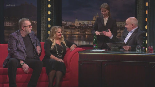 Zpěvák Richard Müller a manažerka Vanda Wolfová Müllerová v Show Jana Krause (2025)