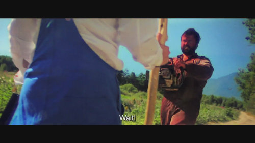 Trailer ujetého hororového muzikálu Chainsaws Were Singing