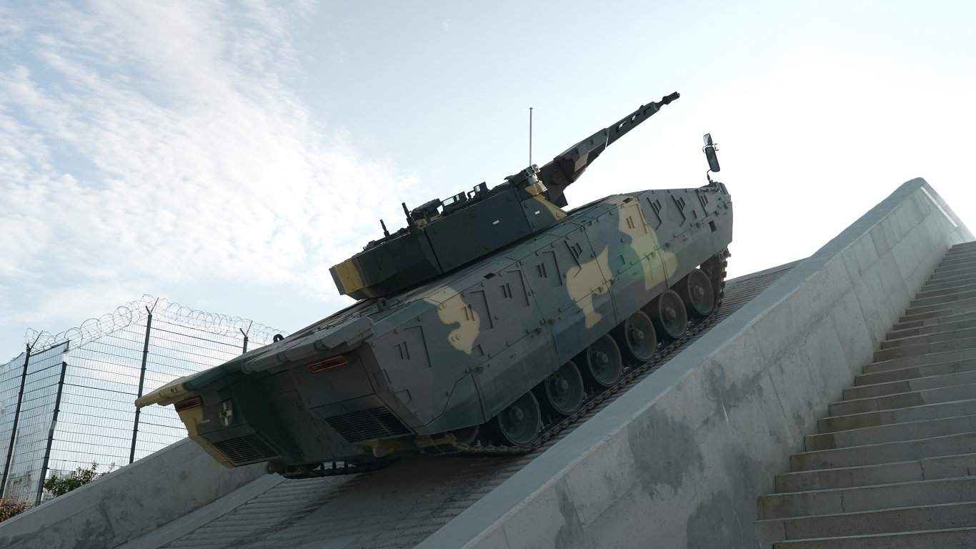 Lynx: Obrněnec nové generace