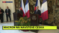 MIMOŘÁDNÉ ZPRÁVY, Emmanuel Macron, Petr Pavel - 5.3. v 14:35