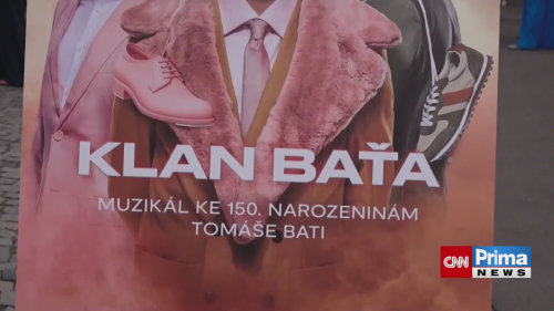 Oskar Hes jako slavný obuvník v muzikálu Klan Baťa