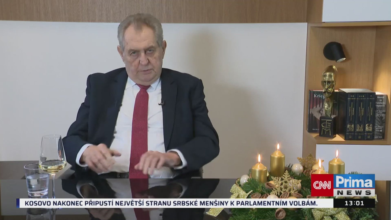 Zeman ve vánočním poselství kritizoval vládu