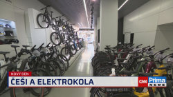 Češi a elektrokola