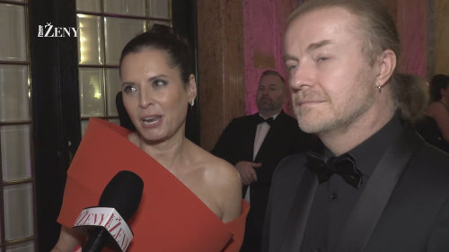 Pavel Šporcl s Barborou Kodetovou na plese zářili