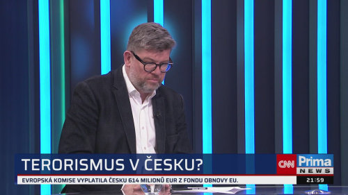 360°, 20.3. v 21:59 - J. Bžoch, K. Konečná, T. Zdechovský, J. Pospíšil, M. Mikulecký, O. Foltýn