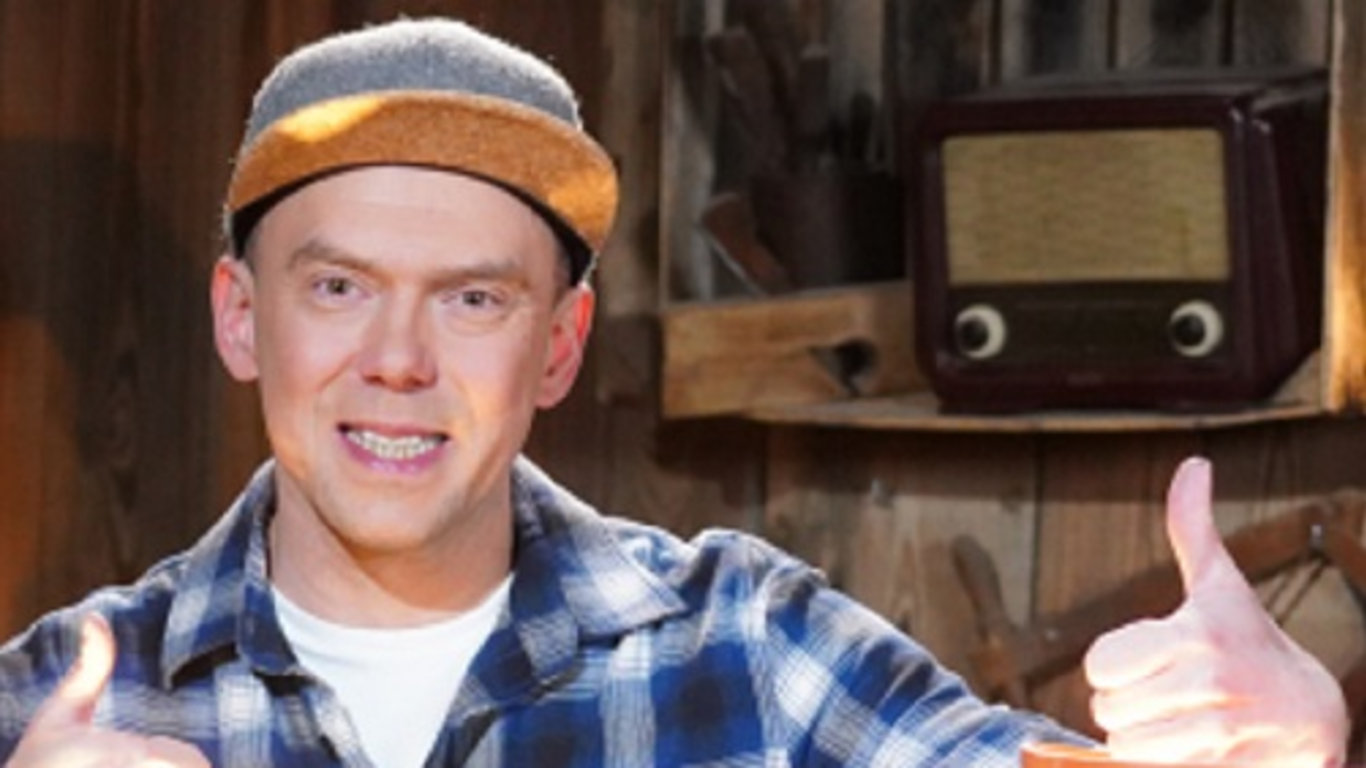 Využití sklenic od kávy, králičí srazy, lampa z trubky, ohýbačka z kovošrotu, retromakovec