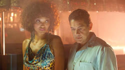 Slunečno, místy vraždy