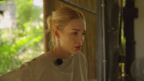 Vzplanutí v Thajsku. Zrádkyně Nicol je na dně - Asia Express