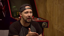 Průvodce po hrách a gadgetech s hostem Pokáčem a boomerem Michalem Suchánkem.