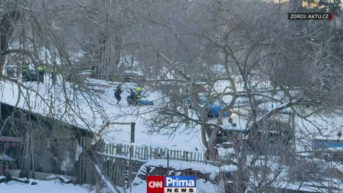 V Křešicích na Benešovsku sjelo auto do rybníka, zemřel jeden člověk