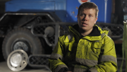 Záchrana na zledovatělé silnici S7 (8)