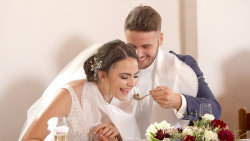 Pavlínka a Rosťa - láska ze střední a svatba pro babičku