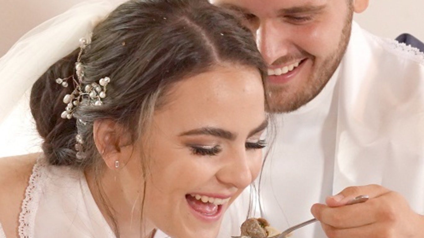 Pavlínka a Rosťa - láska ze střední a svatba pro babičku