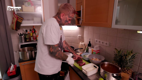 Místo líček bude krk - Prostřeno! S29 (166)