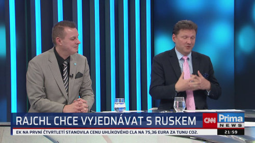 360°, 7.4. v 21:59 - R. Vondráček, J. Rajchl, J. Pospíšil, P. Pivoňka Vaňková, J. Kubáček, L. Jelínek