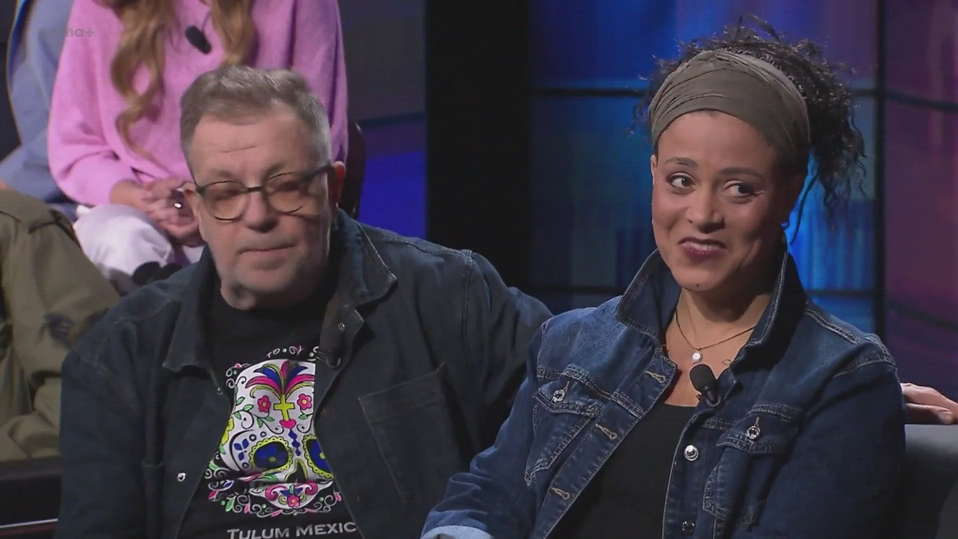 Milan Šteindler a Lilly Ahou Koffi v talkshow 7 pádů Honzy Dědka 2026