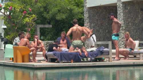 AYTO (S1 E13) Kluci se hádají. Vális a Jirka se do sebe pustili. Jakub a Petr si přisadili