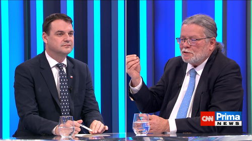 PARTIE Terezie Tománkové, 3.5. v 11:00 - Petr Macinka, Alexandr Vondra