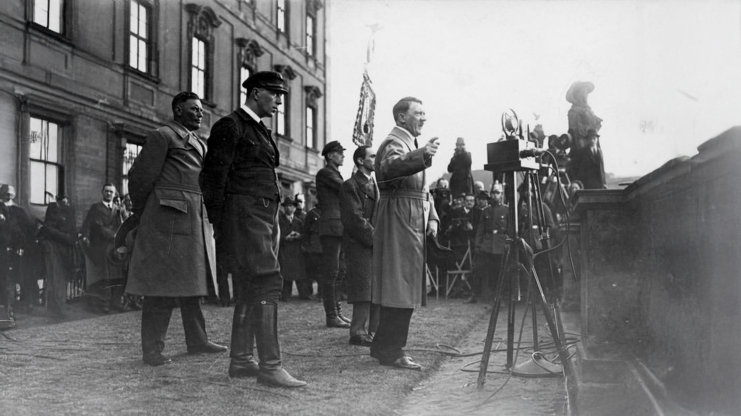 Hitler na vzestupu