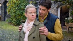 Rosamunde Pilcher: Láska nad propastí