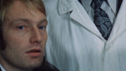 Jáchyme, hoď ho do stroje!