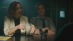 Jiří Černý jako podezřelí v případu vraždy kouzelníka - Hrdina (S02E03)