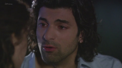 Krásná Fatmagul (80) - Polibek