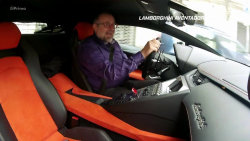 Lamborghini Aventador LP 700-4