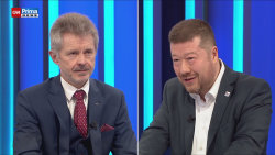 Hádka mezi Vystrčilem a Okamurou